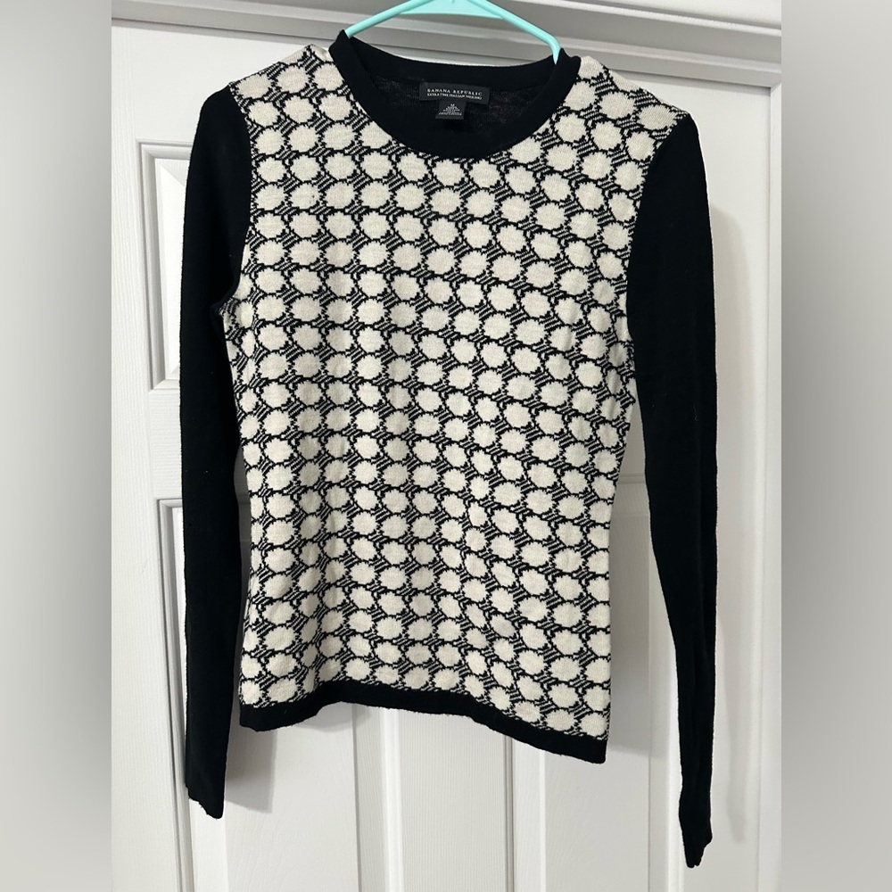 Black and Cream Patterned Sweater